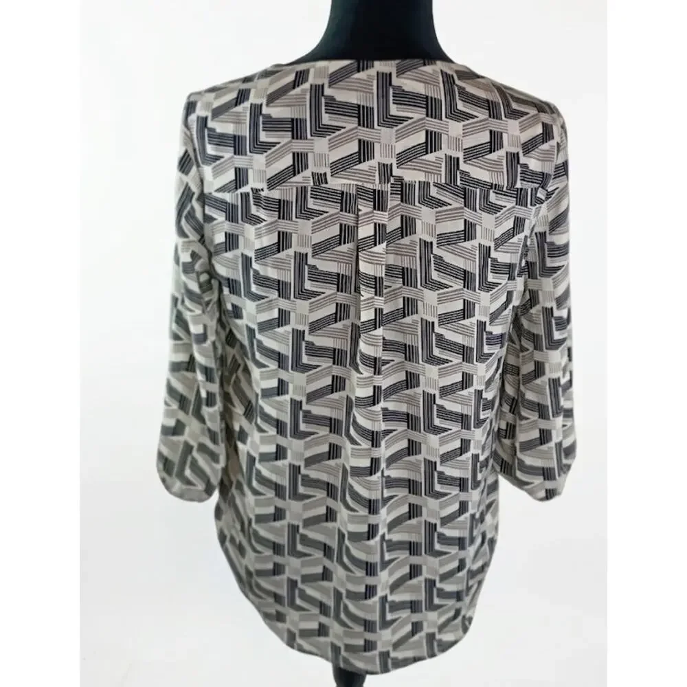 Pleione Women Abstract Blouse Large_2